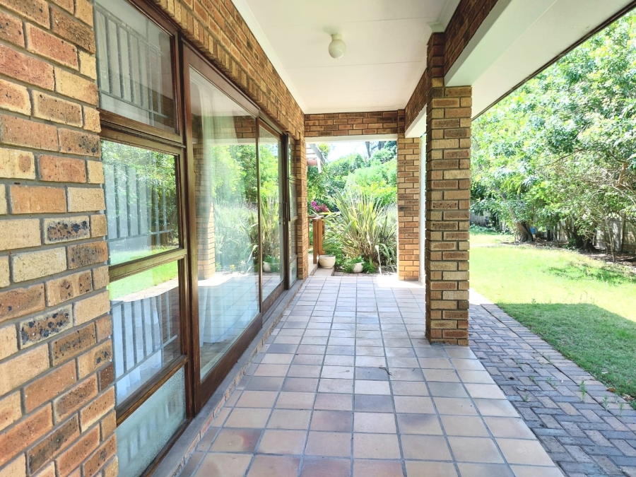 3 Bedroom Property for Sale in The Island Western Cape